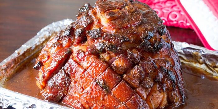 Baked Ham with Brown Sugar Ham Glaze